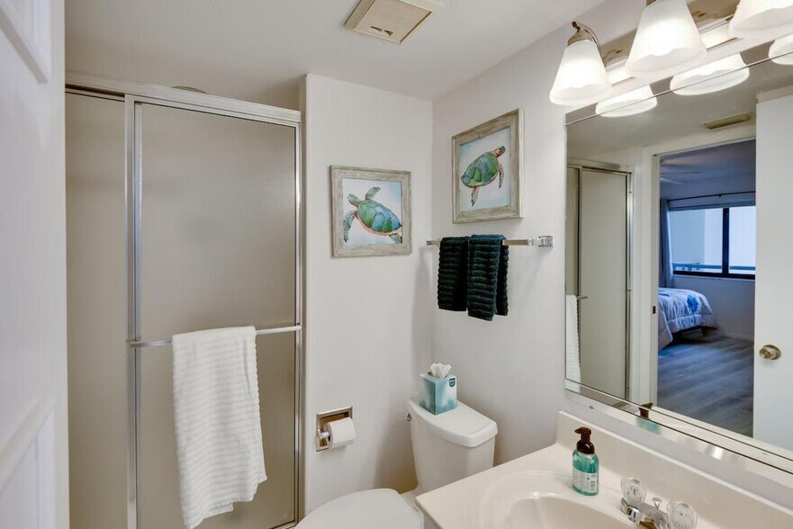 Building Photo - 3855 S Atlantic Ave