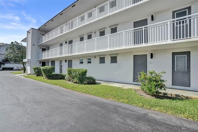 Building Photo - 4025 N Federal Hwy