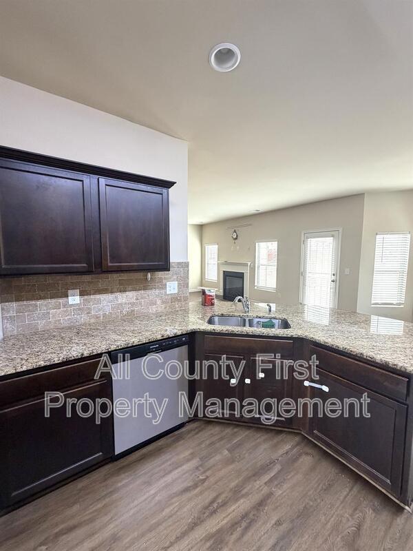 Building Photo - 3263 Highgrove Ln