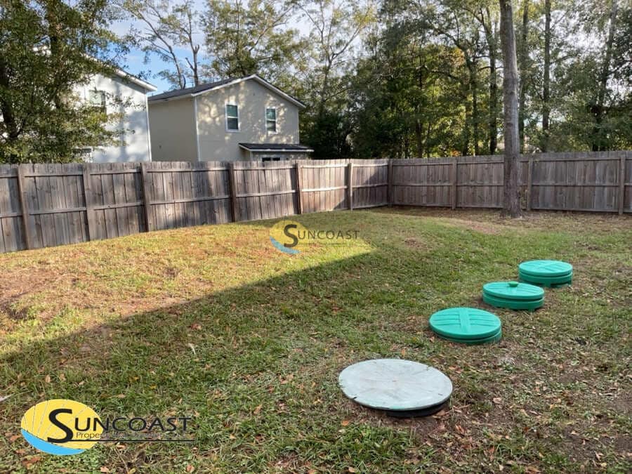 Building Photo - 8013 Stuart Ave