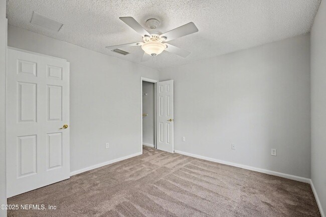 Building Photo - 1290 Ardmore St