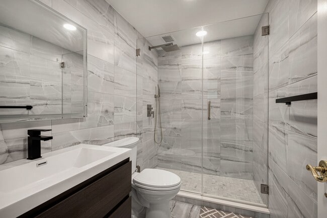 Building Photo - 860 United Nations Plaza