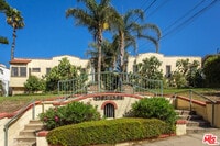 Building Photo - 1388 1/2 Edgecliffe Dr