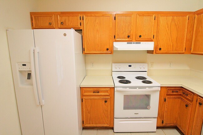 Building Photo - 3 Bedroom Home in Monroe!