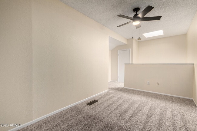 Building Photo - 2040 S Longmore