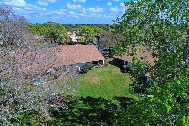Building Photo - 5256 Myrtle Wood