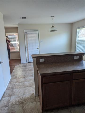 Building Photo - 626 Fleming St