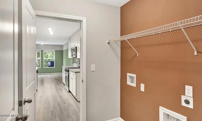 Building Photo - 2651 Firethorn Ave