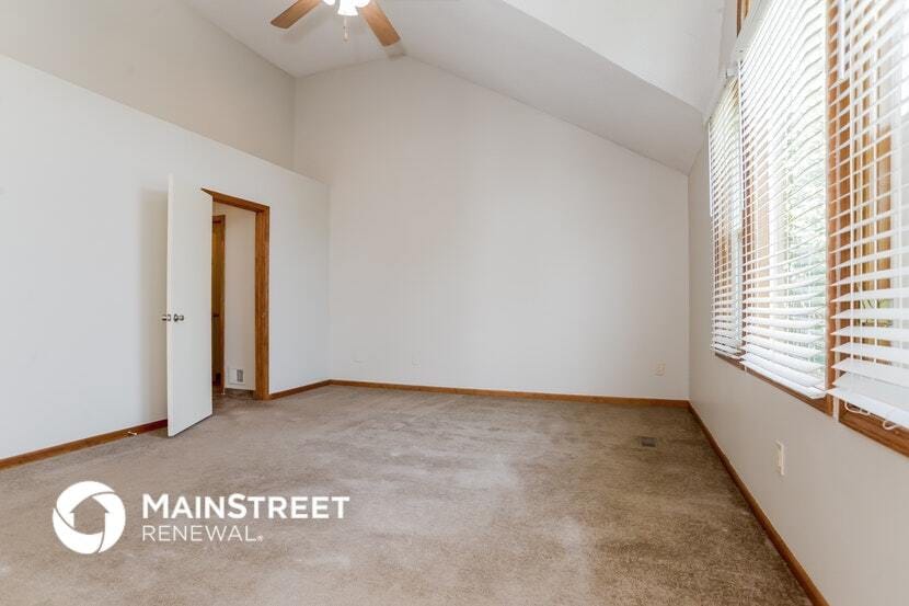 Building Photo - 5424 Noble St