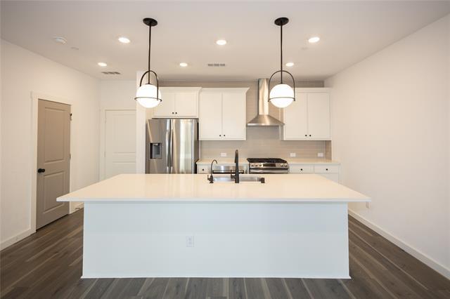 Building Photo - 871 Cavitt Ct
