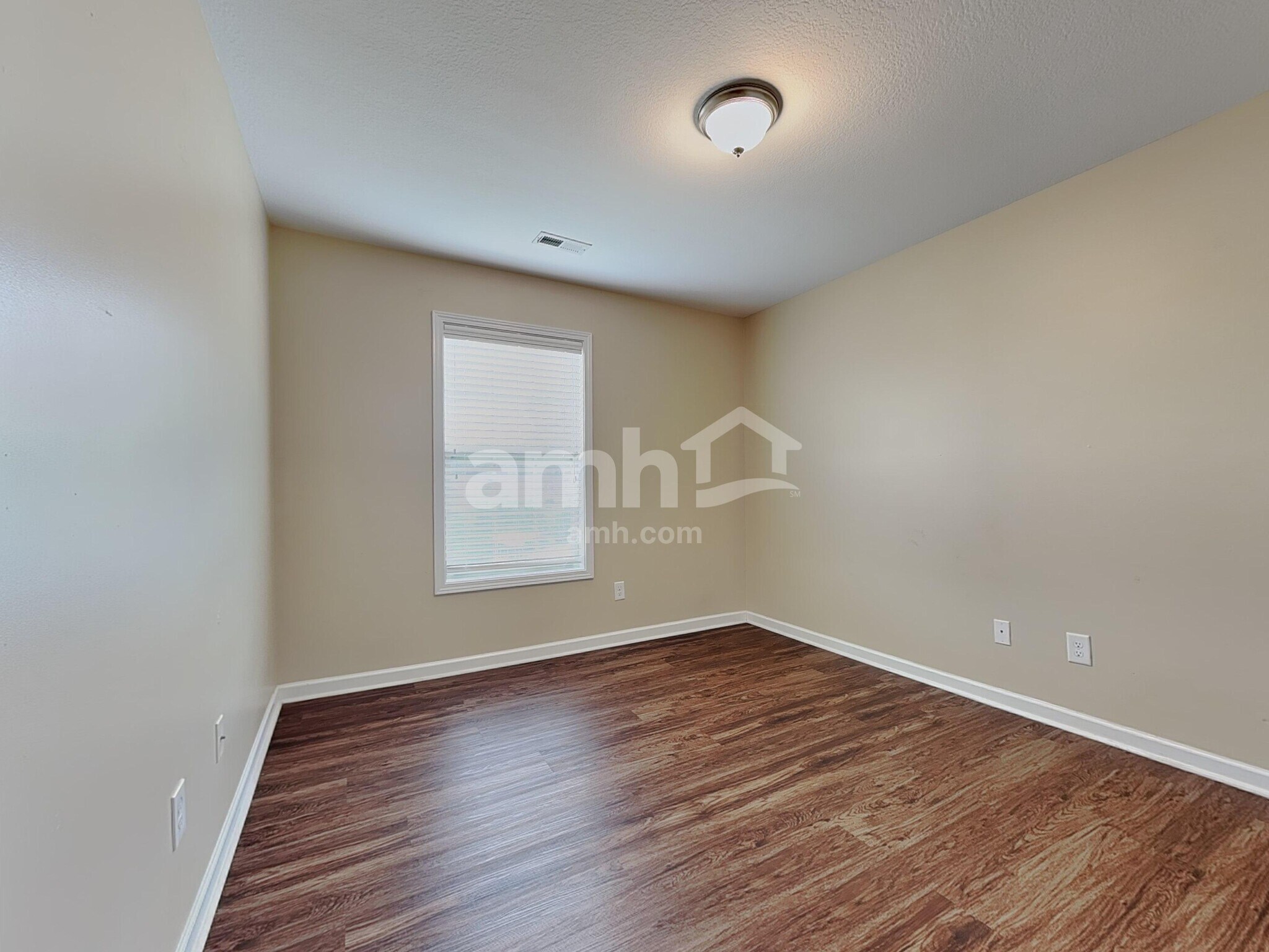 Building Photo - 7904 Mill Park Ln