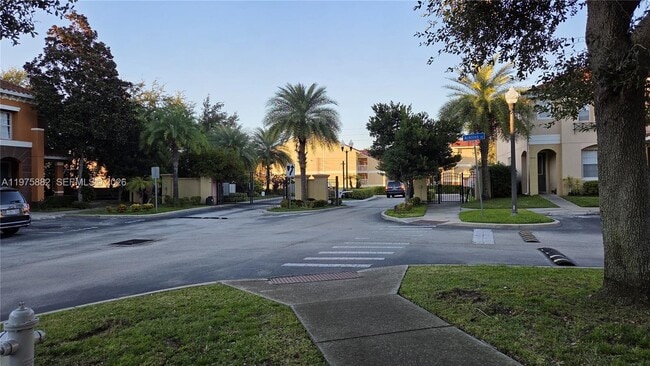 Building Photo - 2669 Mayaguana St