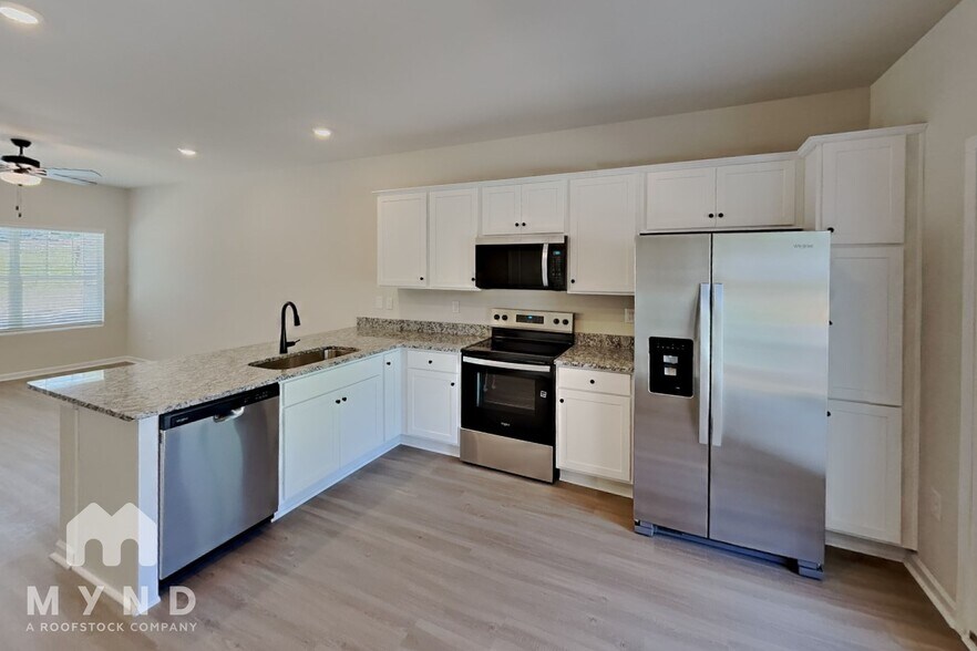 Building Photo - 1274 Principal Featherstone Ave