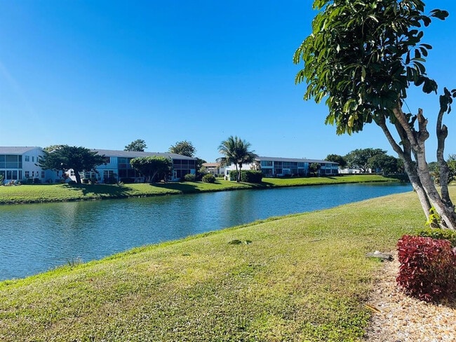 Building Photo - 85 Northampton E