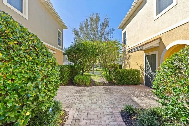 Building Photo - 7863 Moonstone Dr