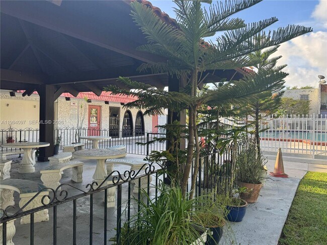 Building Photo - 8701 SW 141st St