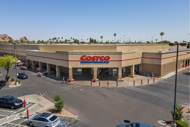 Building Photo - 3Bed/2.5Bath Townhouse at 24th St/Thomas! Move-In ready on 05/07/2026! -- NO HOA!