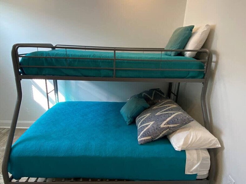 Building Photo - 1133 Reverend John Raphael Jr Way