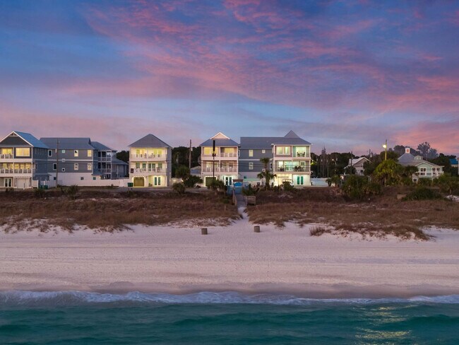 Building Photo - 14300 Front Beach Rd