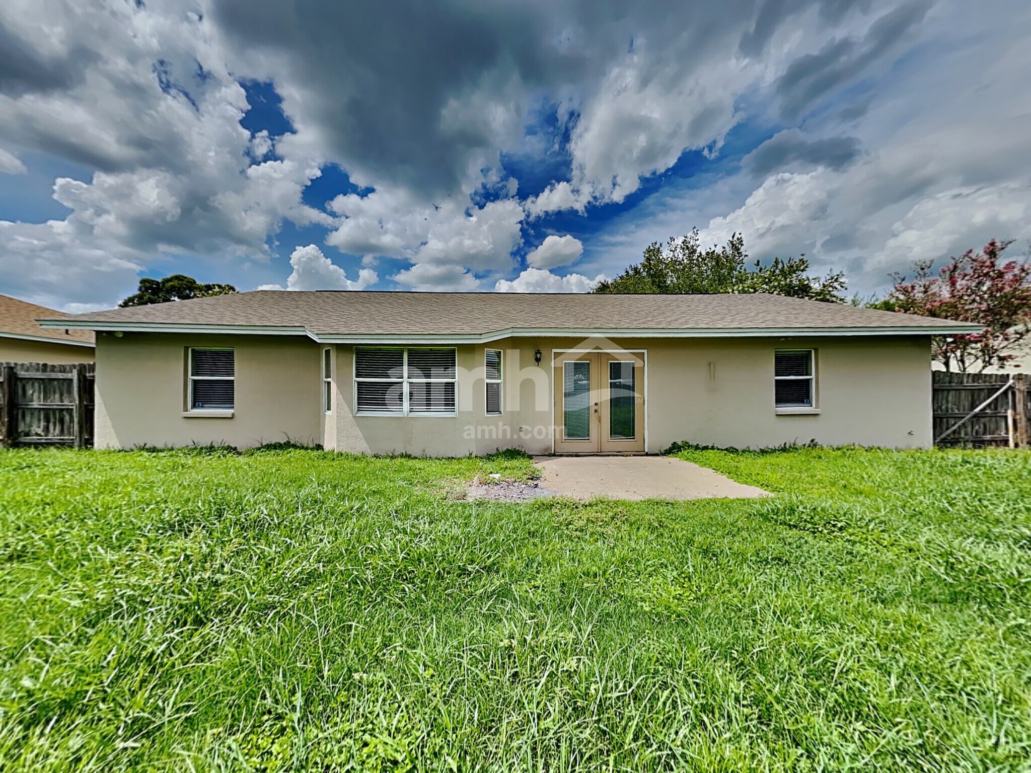 Building Photo - 837 Bryson Loop