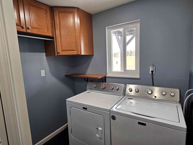 Laundry Rm - 4444 Valencia Cir