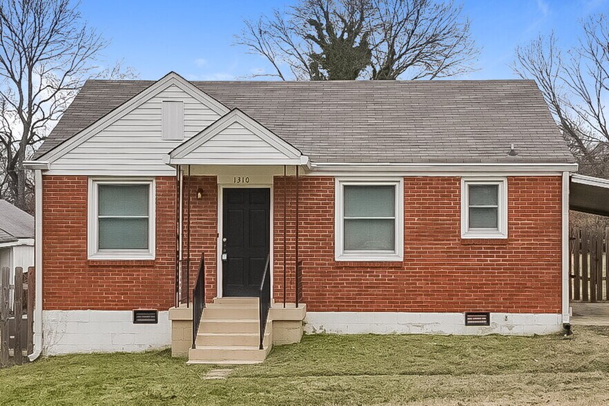 Primary Photo - 1310 Venus Dr