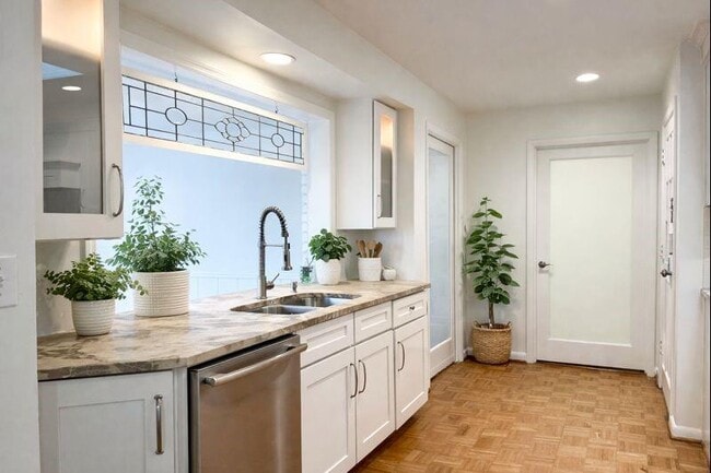 Building Photo - 2731 Hilo Ct