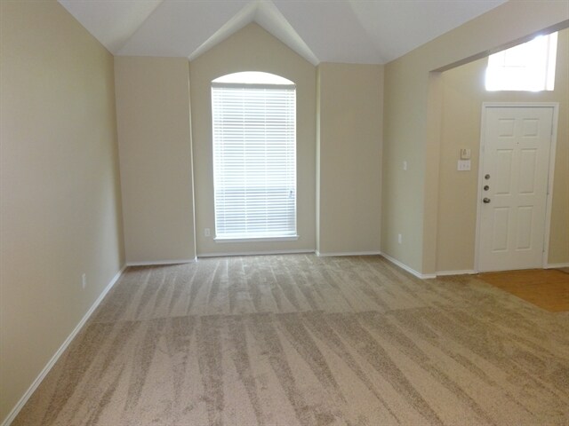 Building Photo - 2775 Ivy Hill Dr