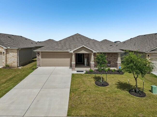 Building Photo - 111 Krause Spgs Dr