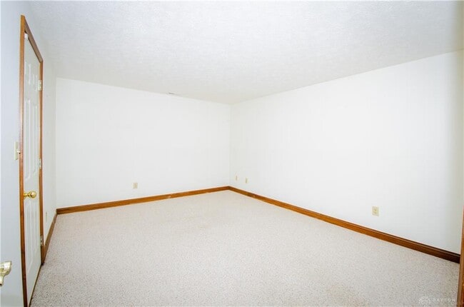 Building Photo - 2719 Sycamore Ridge Ct