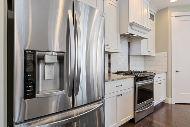 Building Photo - 3846 S Caddis Pl