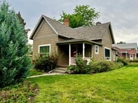 Building Photo - North Hill Beauty!