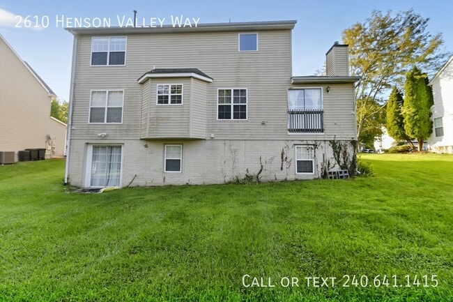 Building Photo - 2610 Henson Valley Way