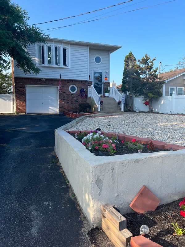 Building Photo - 15 Lyndale Ct