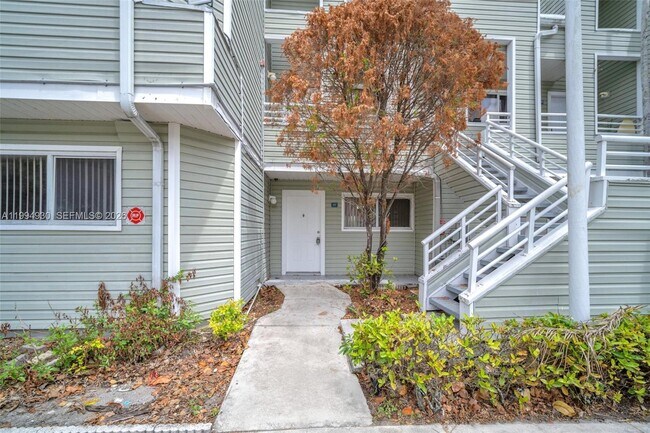 Building Photo - 3437 NW 44th St