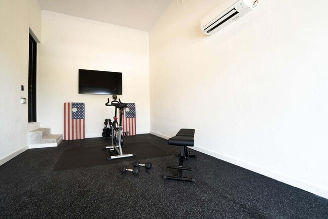 Building Photo - 13480 US-1