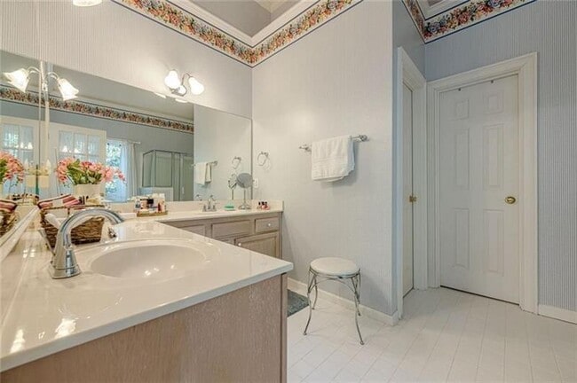 Building Photo - 322 Pebble Trail