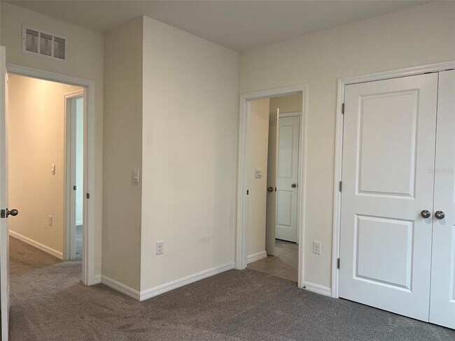 Building Photo - 32978 Tulip Petal Ln
