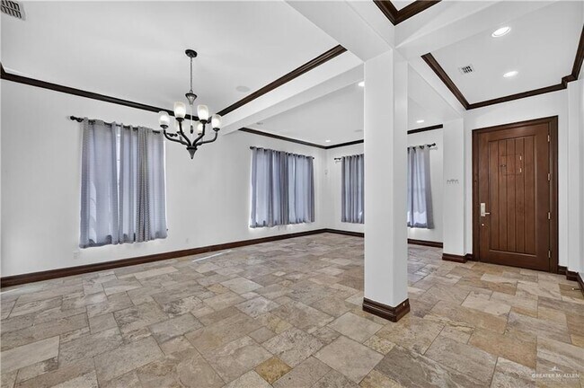Building Photo - 3101 Santa Rita St