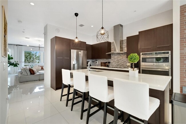 Building Photo - 6630 NW 104th Path