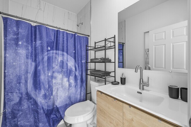 Building Photo - 622 Windermere Dr