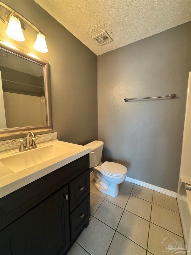 Building Photo - 9511 Sandpiper St