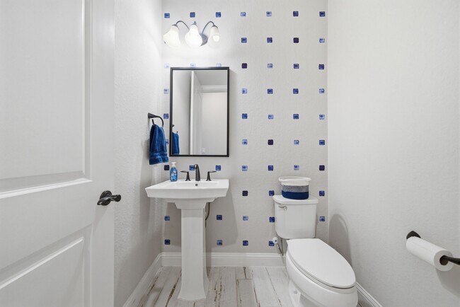 Building Photo - 28014 Woodland Bend Way