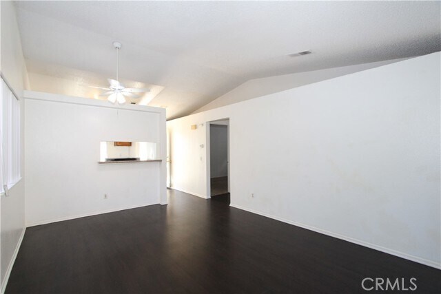 Building Photo - 836 Cisco St S