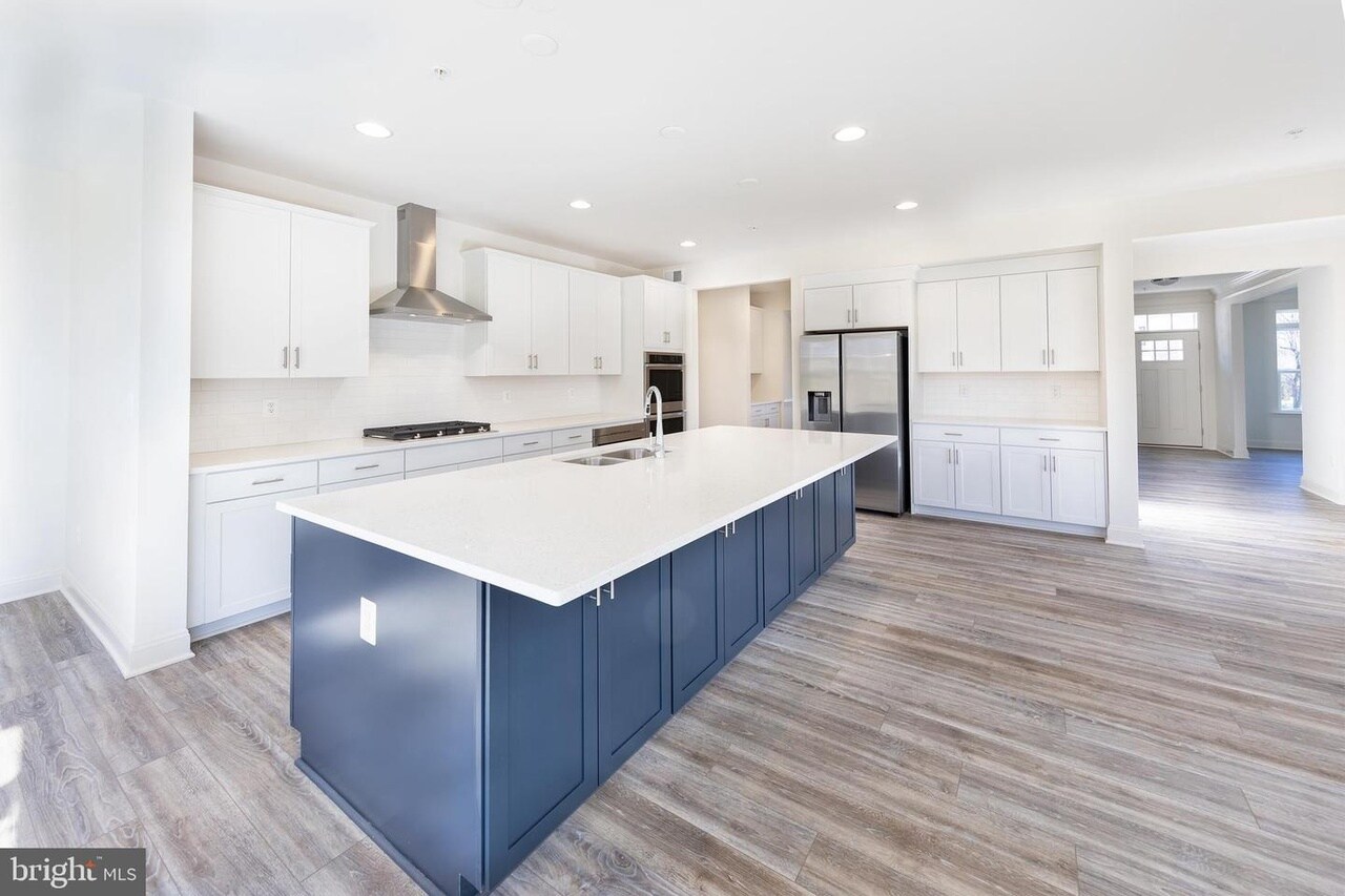 Building Photo - 9207 Rama Ct