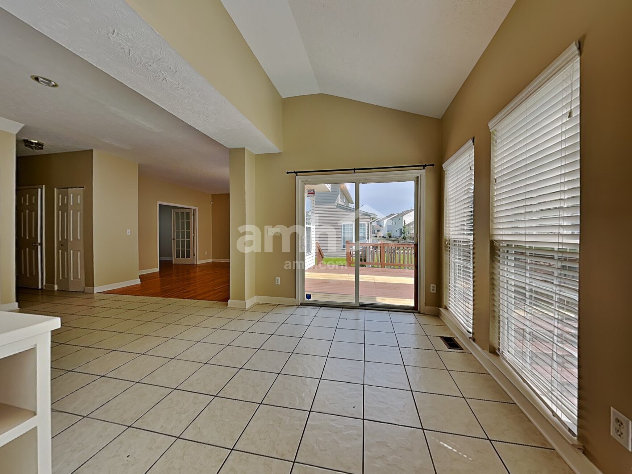 Building Photo - 251 Indian Pointe Dr