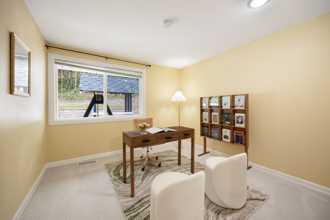 Building Photo - 5235 Highland Dr