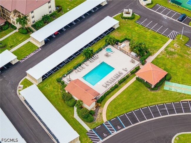 Building Photo - 12150 Kelly Sands Way
