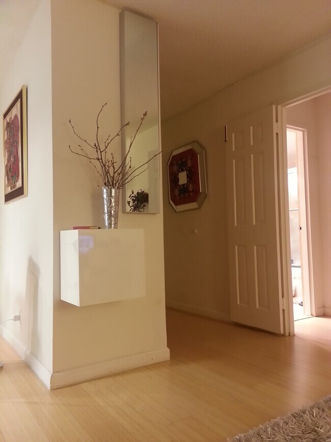 Building Photo - 4601 N Park Ave