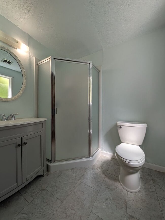 Building Photo - 3 Bedroom, 2.5 Bathroom 2-Story Duplex Wit...